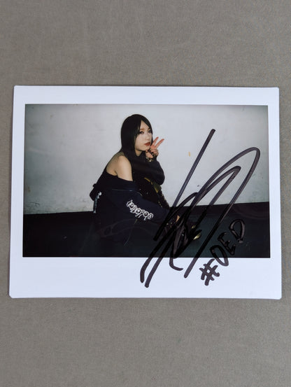 Saki Kashima  hand signed autograph  Cheki (A-4)