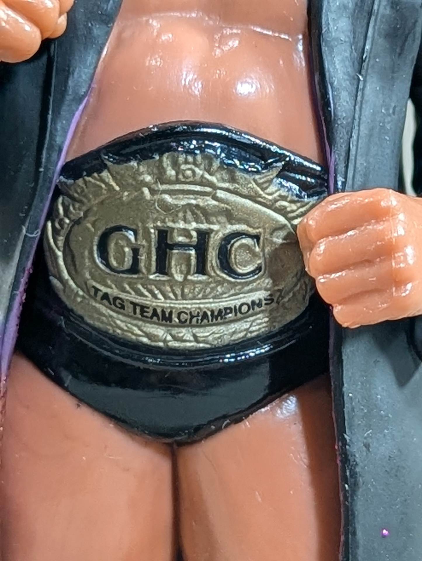 Kenta Kobashi  (hood and belt)