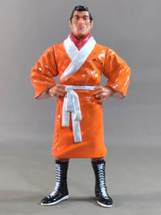 アントニオ猪木(オレンジガウン) – 闘道館