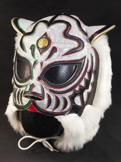 4代目タイガーマスク