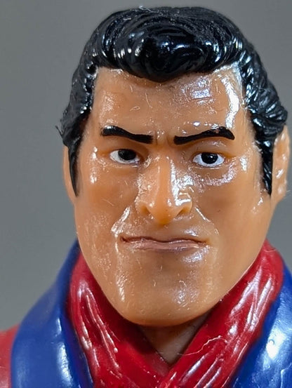 Antonio Inoki  (Red Gown)