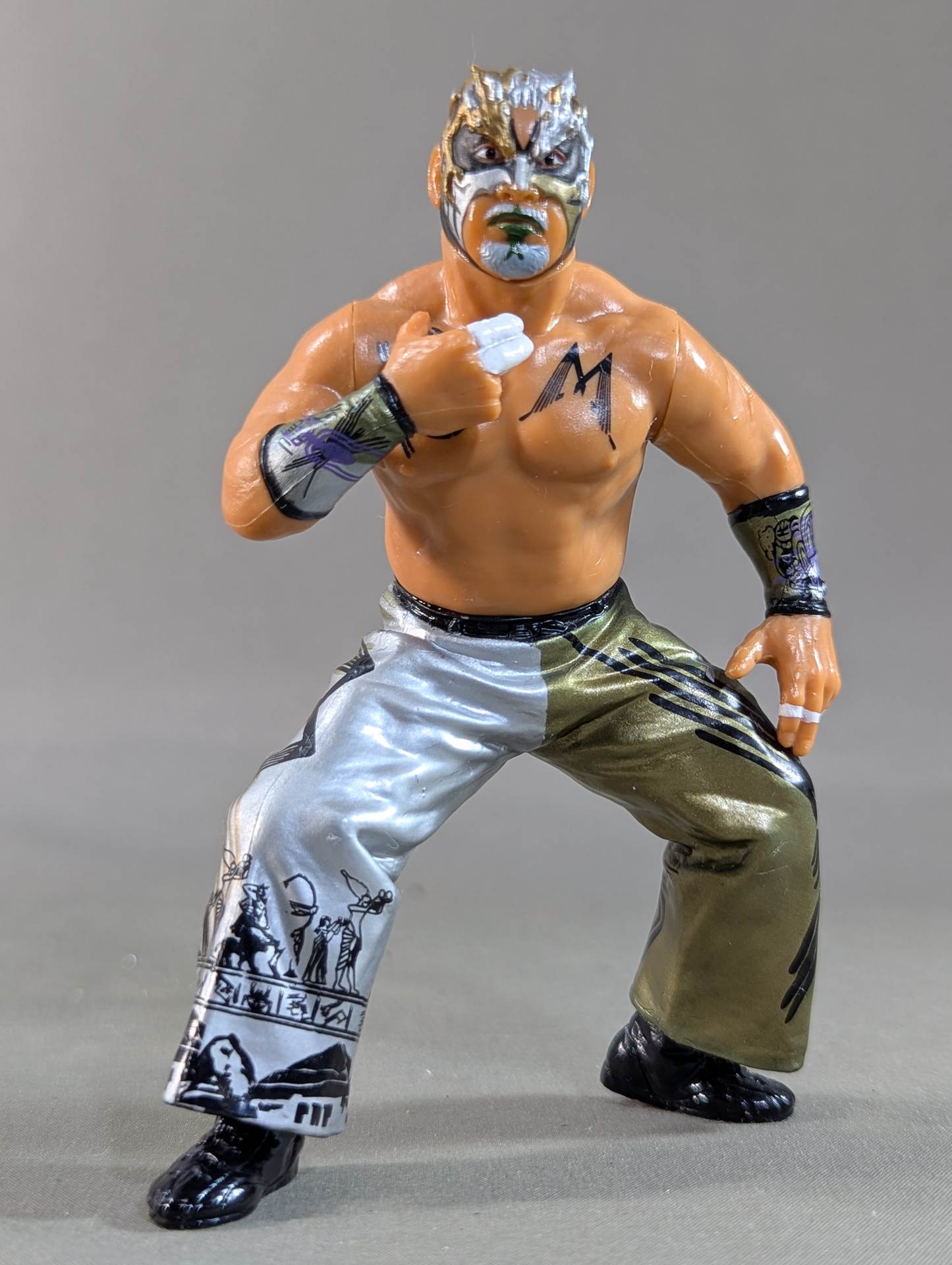 Great  Muta (Golden Aztec)