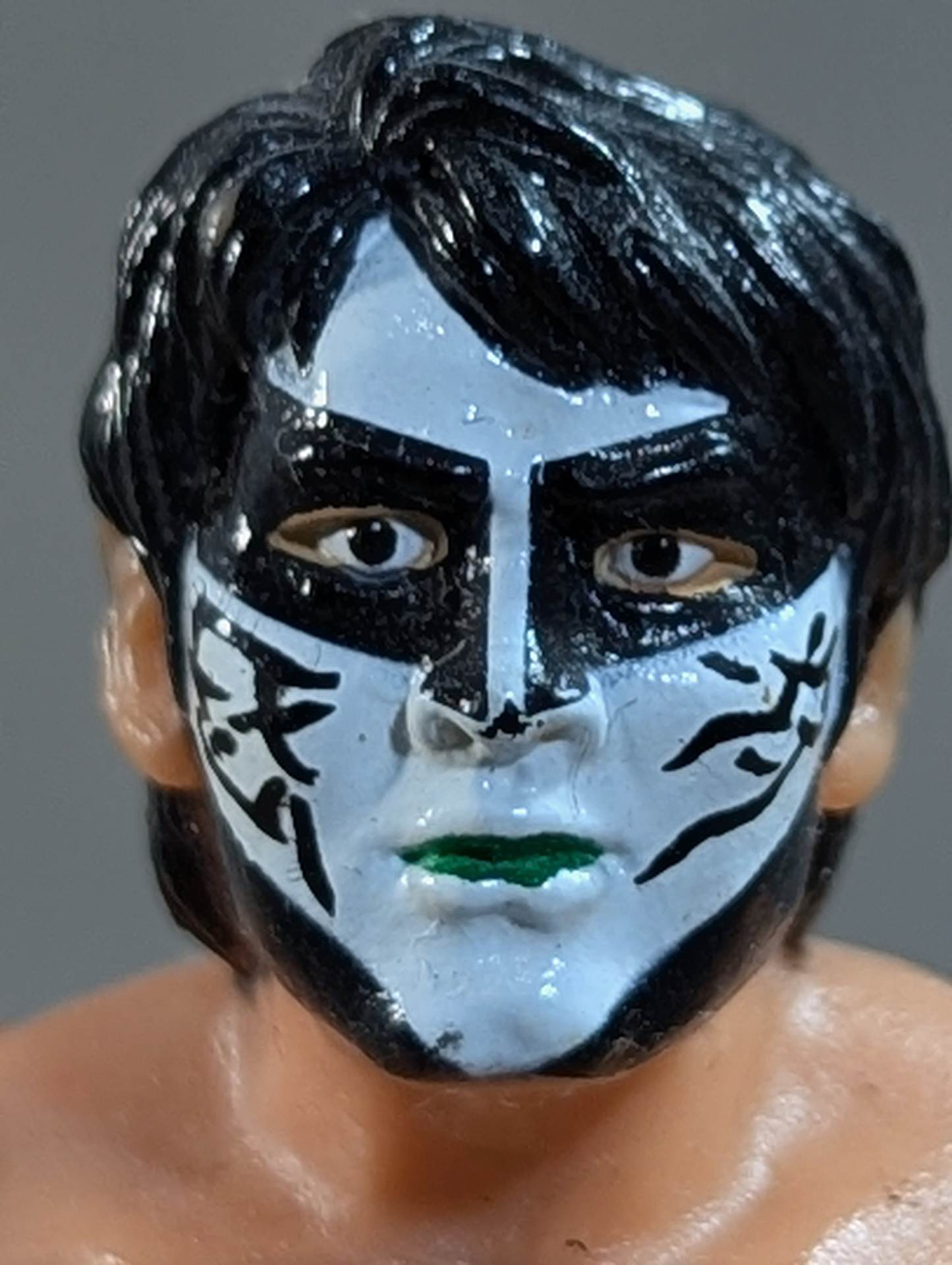 Great  Muta (white paint)
