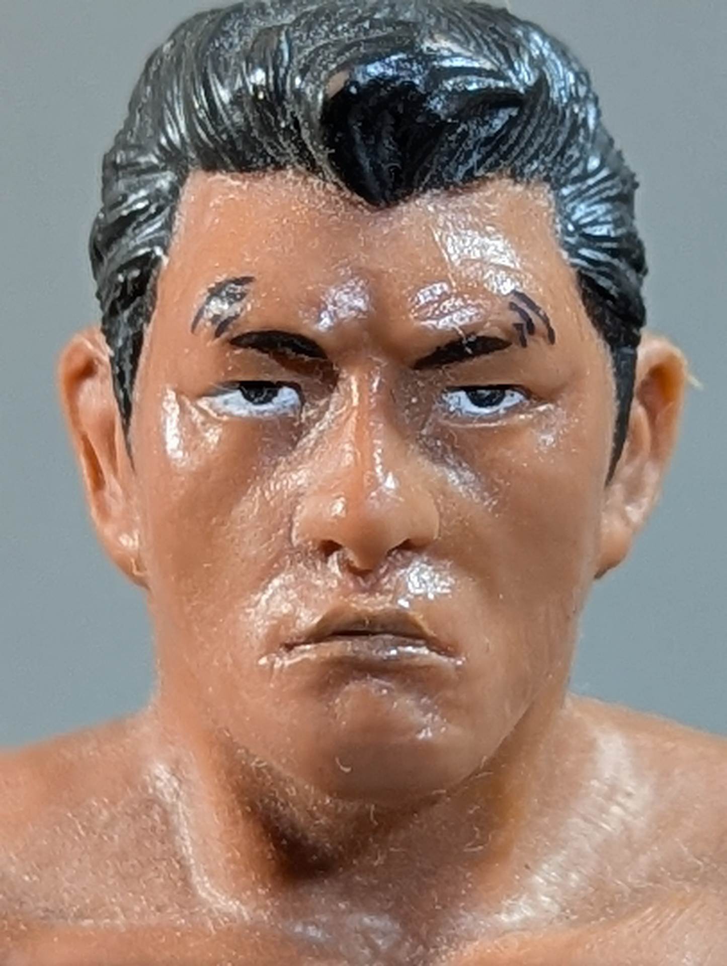 Minoru Suzuki (white shin pads )