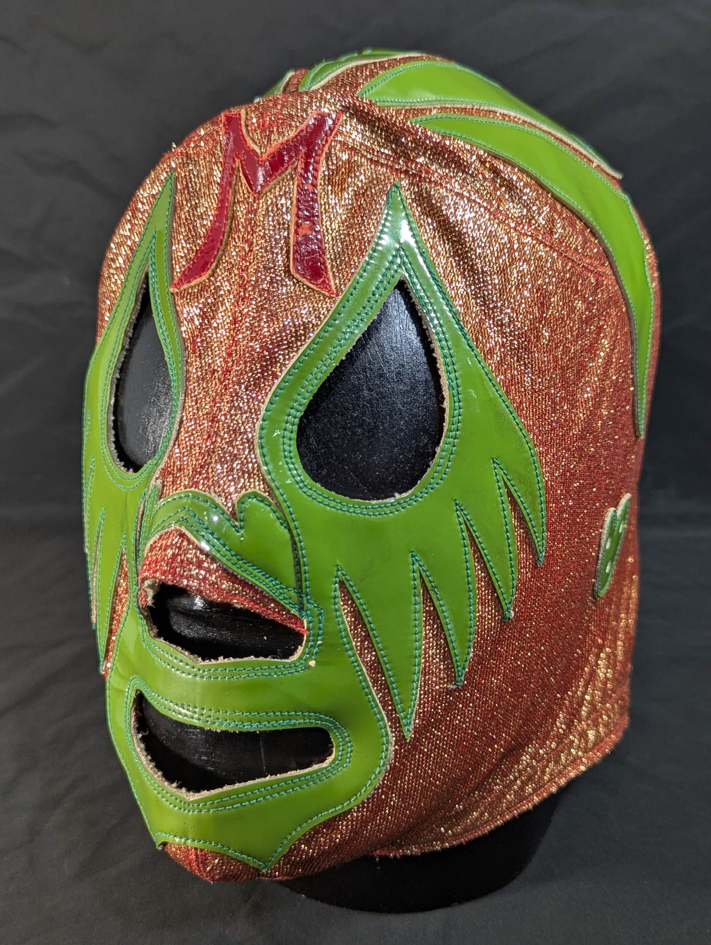 Mil Mascaras 