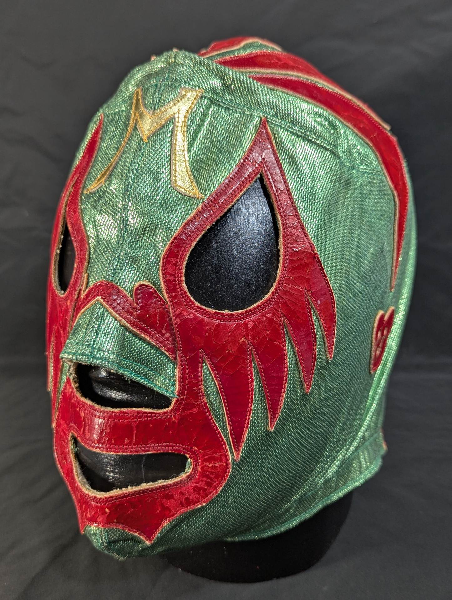 Mil Mascaras 
