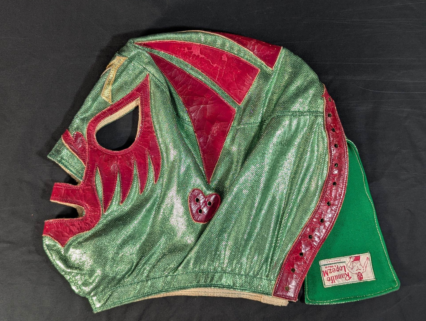 Mil Mascaras 
