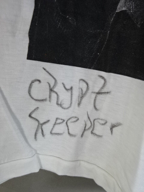 【hand signed autograph】 Crypto Keeper Illustration T-Shirt (2)(W★ING / White)
