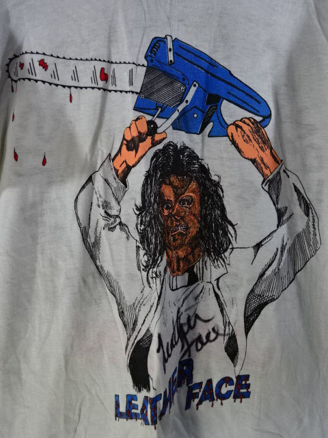 【hand signed autograph】 Leather Face Illustration T-Shirt (4)(IWA / White)