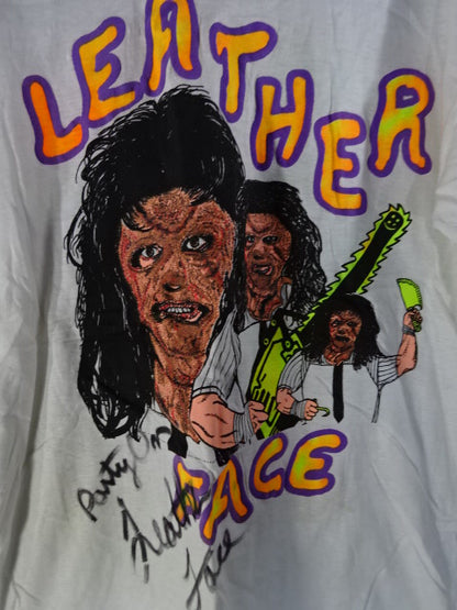 【hand signed autograph】 Leather Face Illustration T-Shirt (7)(IWA / White)