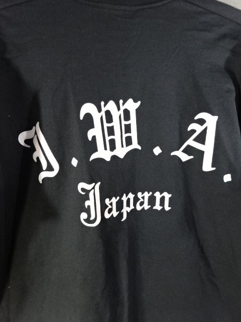 【hand signed autograph】 Leather Face "The SAW is family." T-Shirt (2) (IWA / Black)