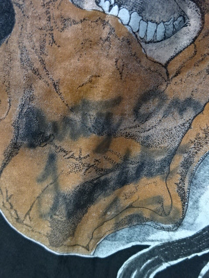 【hand signed autograph】 Leather Face Illustration T-Shirt (9)(IWA / Black)