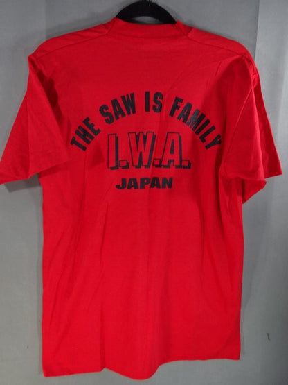 【hand signed autograph】 Leather Face Chainsaw Illustration T-Shirt (2)(IWA / Red)