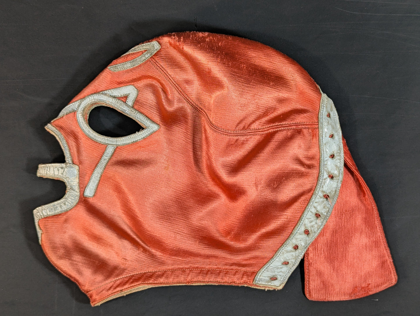 ★Mil Mascaras 1965 ~ long-term worn by him !! Red Satin MM2 ★