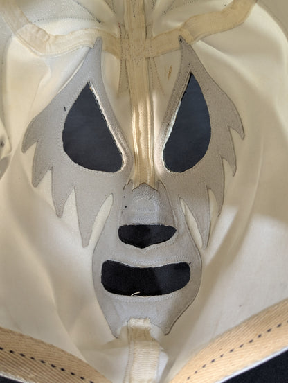 ★Mil Mascaras 2008 worn by him ★