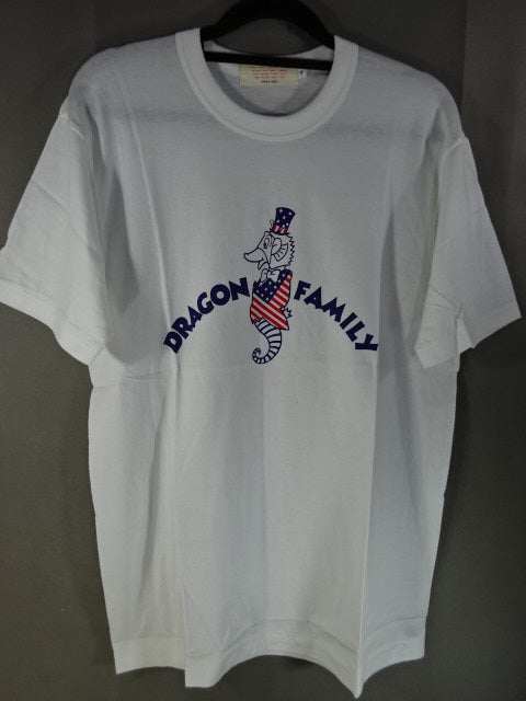Tatsumi Fujinami  "DRAGON FAMILY" Illustration T-Shirt