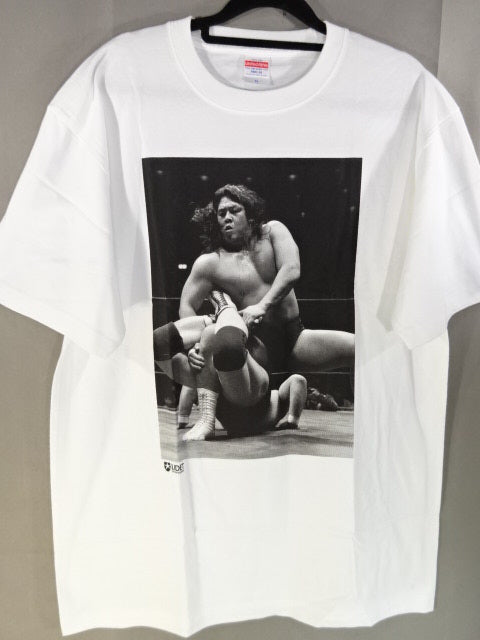 Riki Choshu  Black and White  Pictures T-shirt (2) (white)
