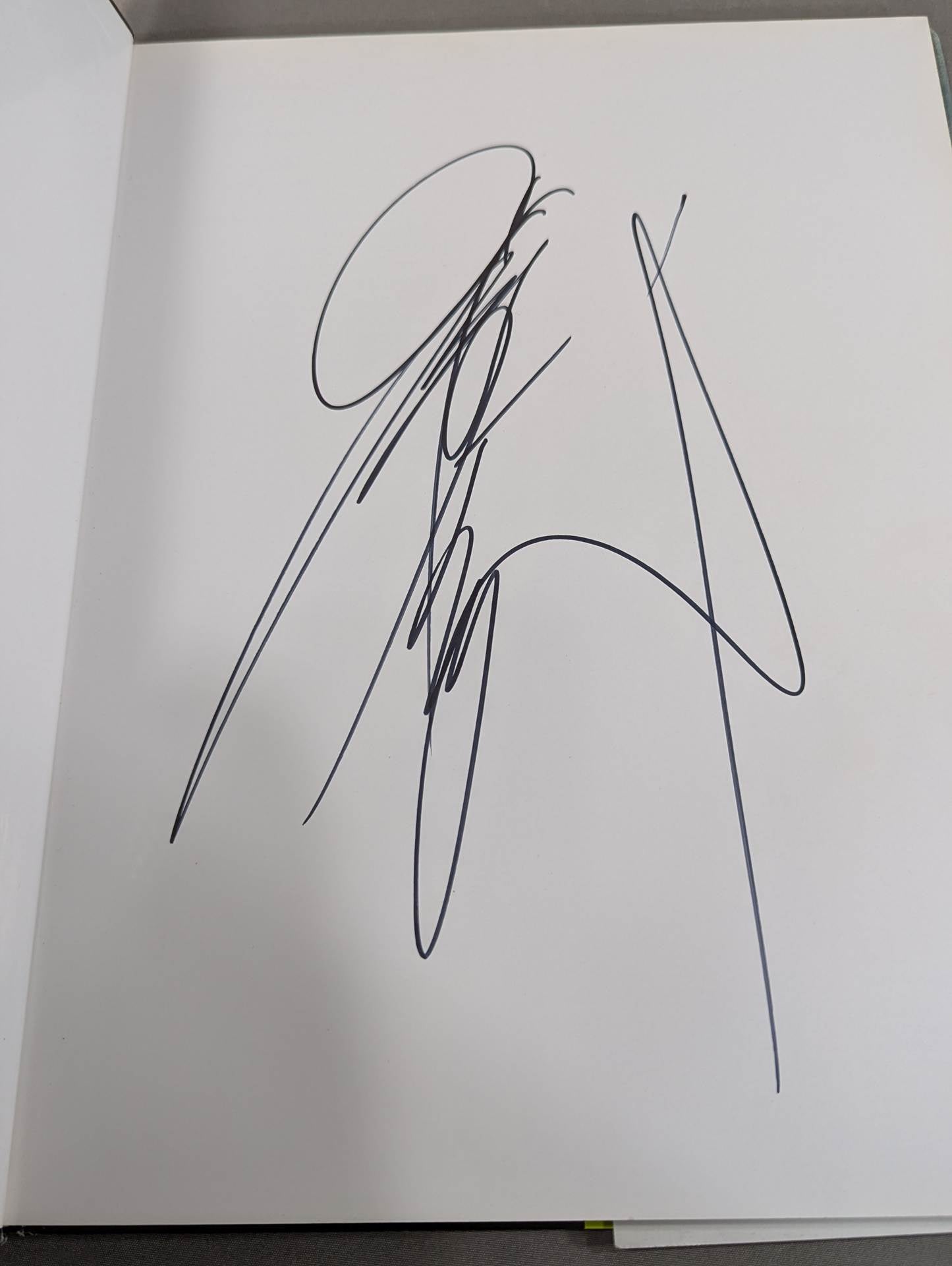 【hand signed autograph】 Manami Toyota photo collection B.Bomb