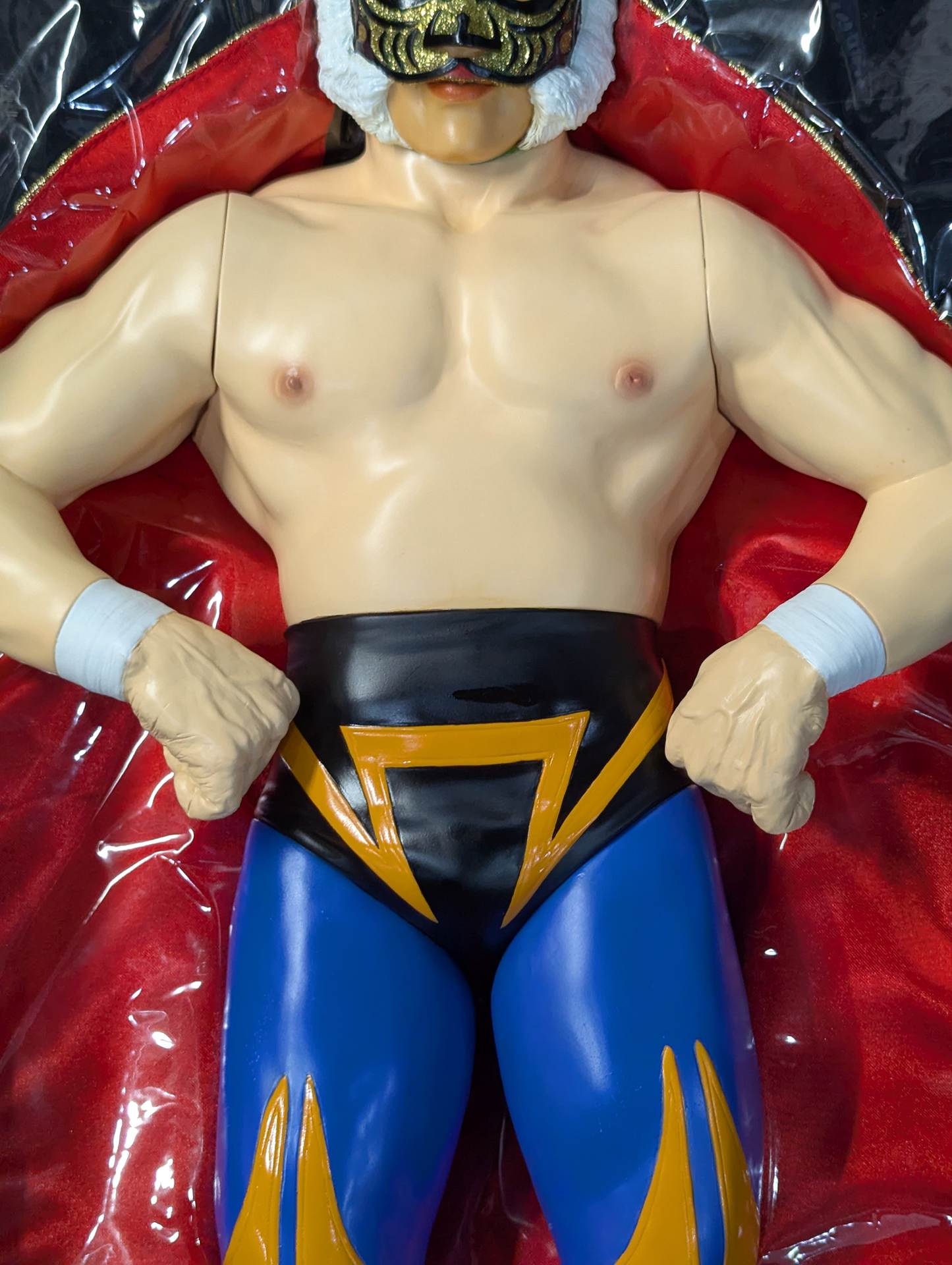 First Tiger Mask Ultra Jumbo Scale Figure