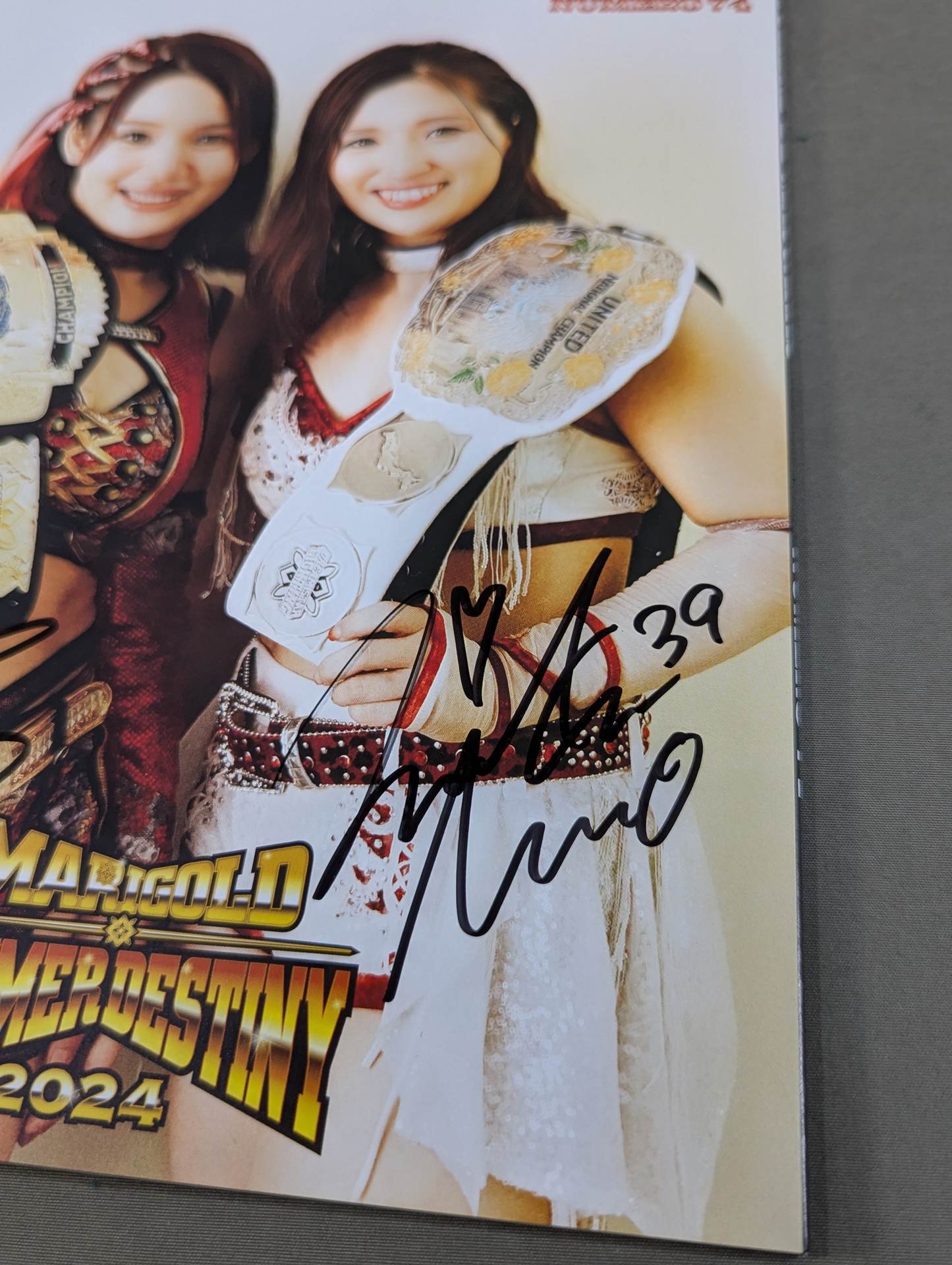 【2選手直筆サイン入り】FOTOLIBRE de Mascara Numero.74