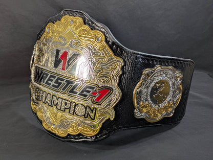 WRESTLE-1チャンピオンシップベルト