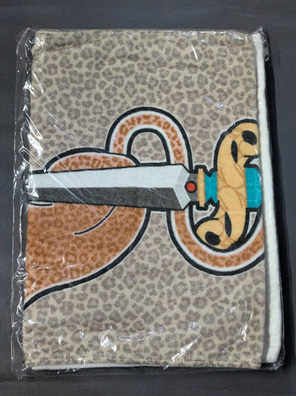 Queen's Quest Sports Towel