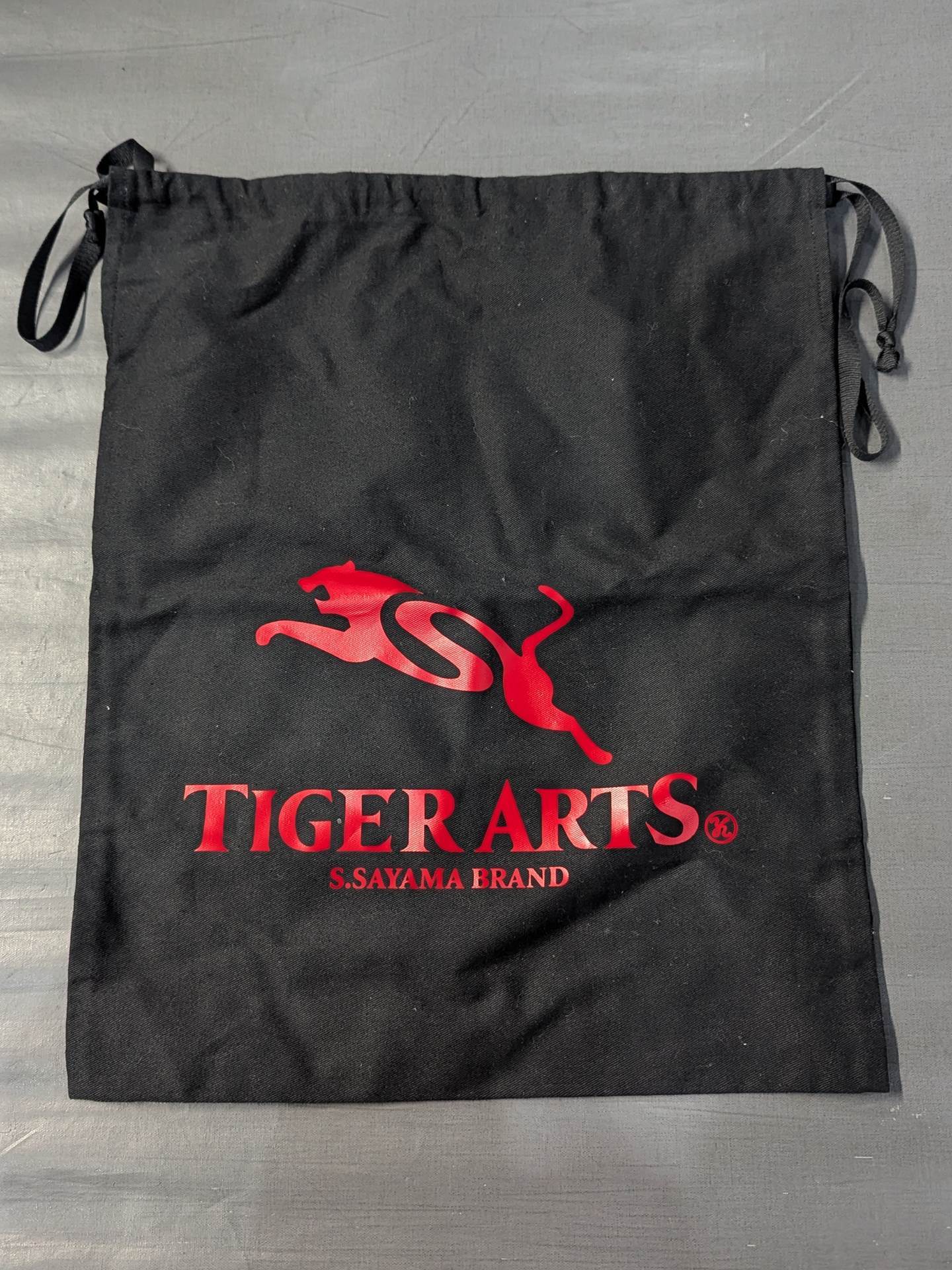 TIGER ARTS Drawstring Bag
