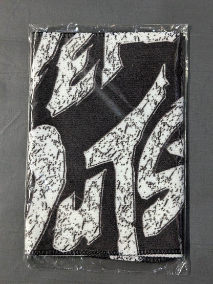 THE OUTSIDER Microfiber Towels(2)