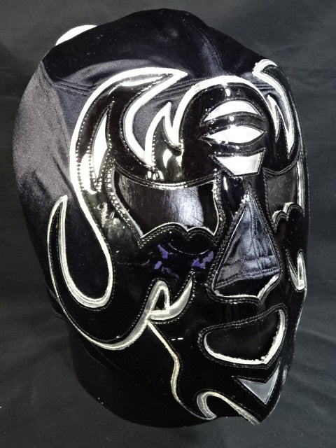 マスカラ・アニョ・ドスミル