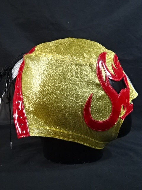 マスカラ・アニョ・ドスミル＆シエン・カラス