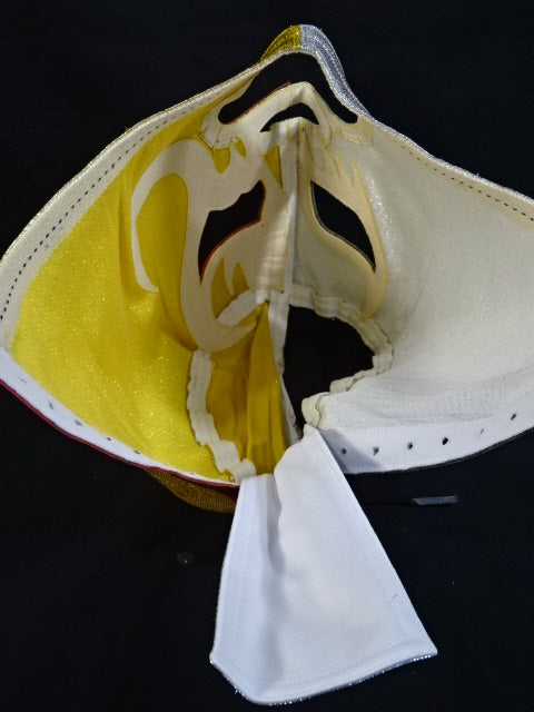 マスカラ・アニョ・ドスミル＆シエン・カラス