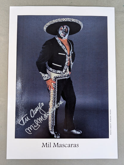 Mil Mascaras  hand signed autograph Pro-Photo (A-1)