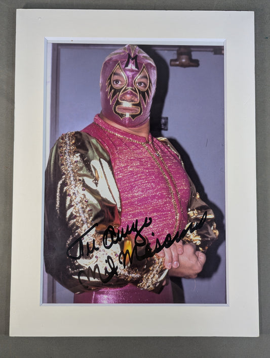 Mil Mascaras  hand signed autograph  Panel Pro-Photo (A-2)