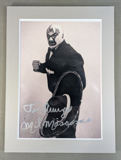 Mil Mascaras  hand signed autograph  Panel Pro-Photo (A-3)