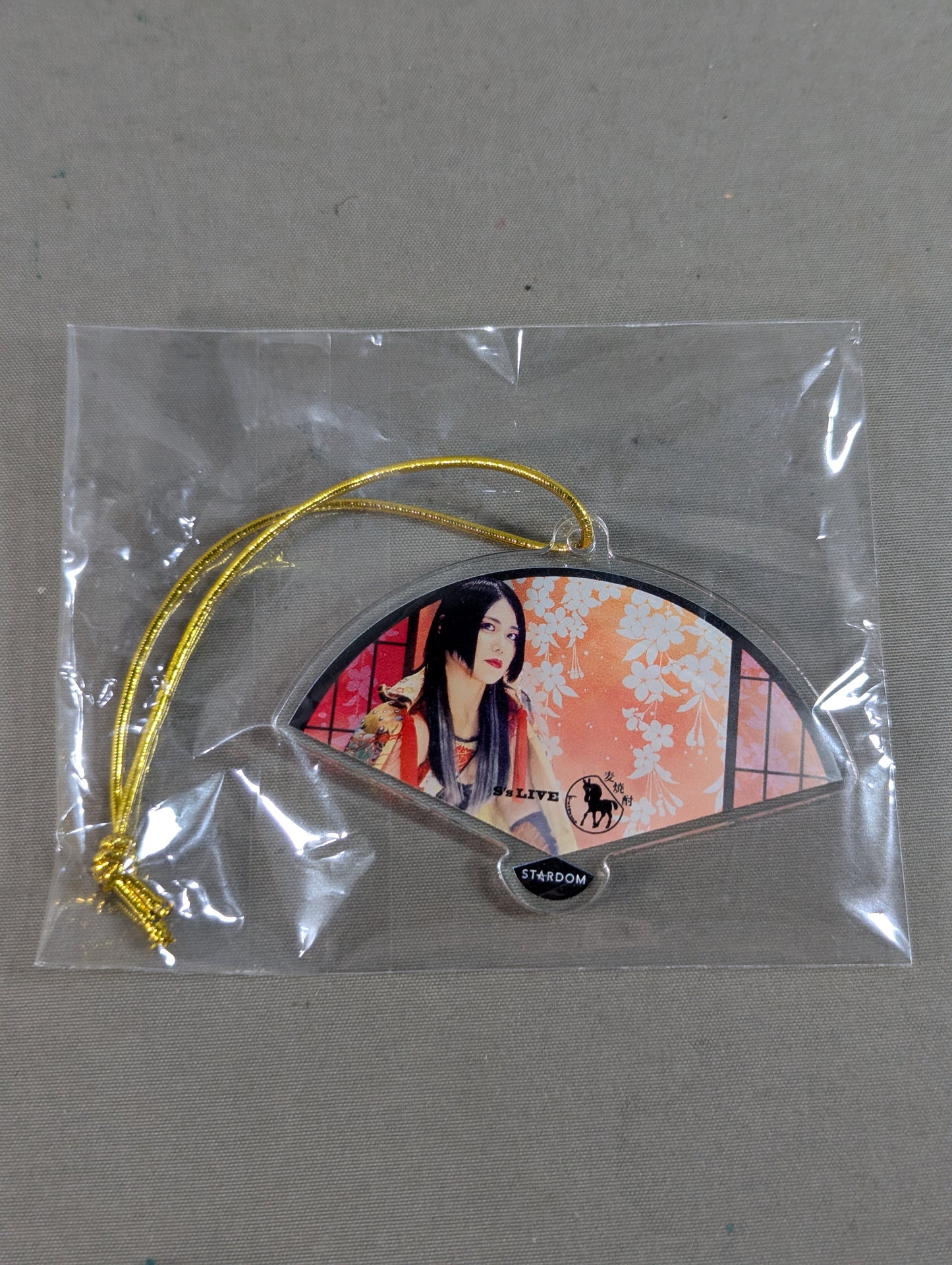 Maika  Empress Sensu (Folding fan) Mold Bottle Neck Holder(2)