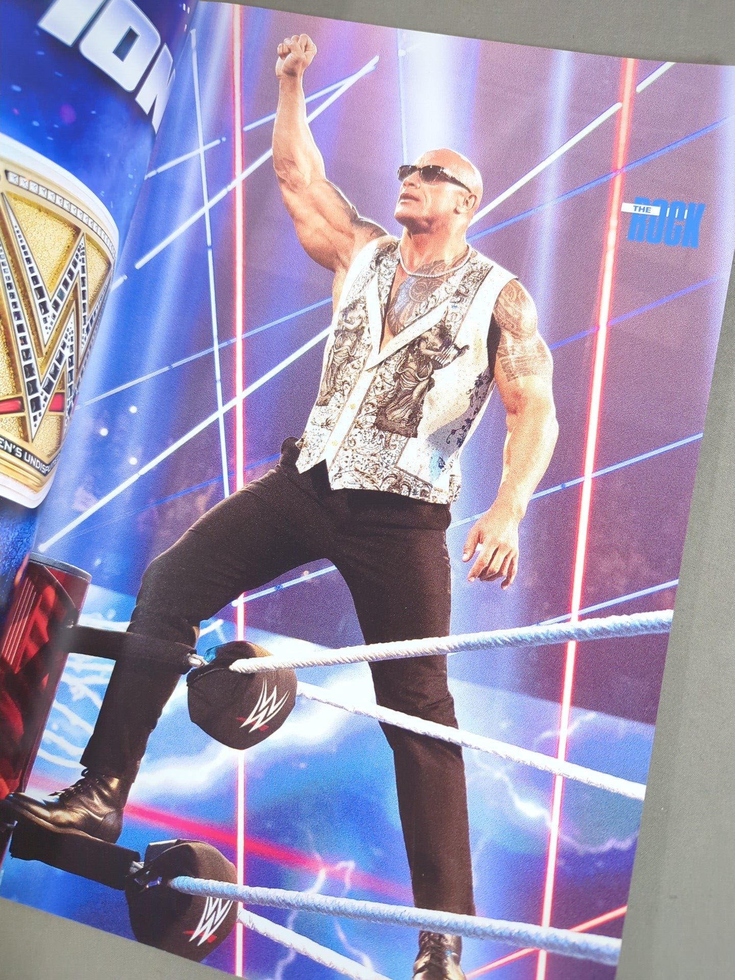 WWE OFFICIAL PROGRAM 2024