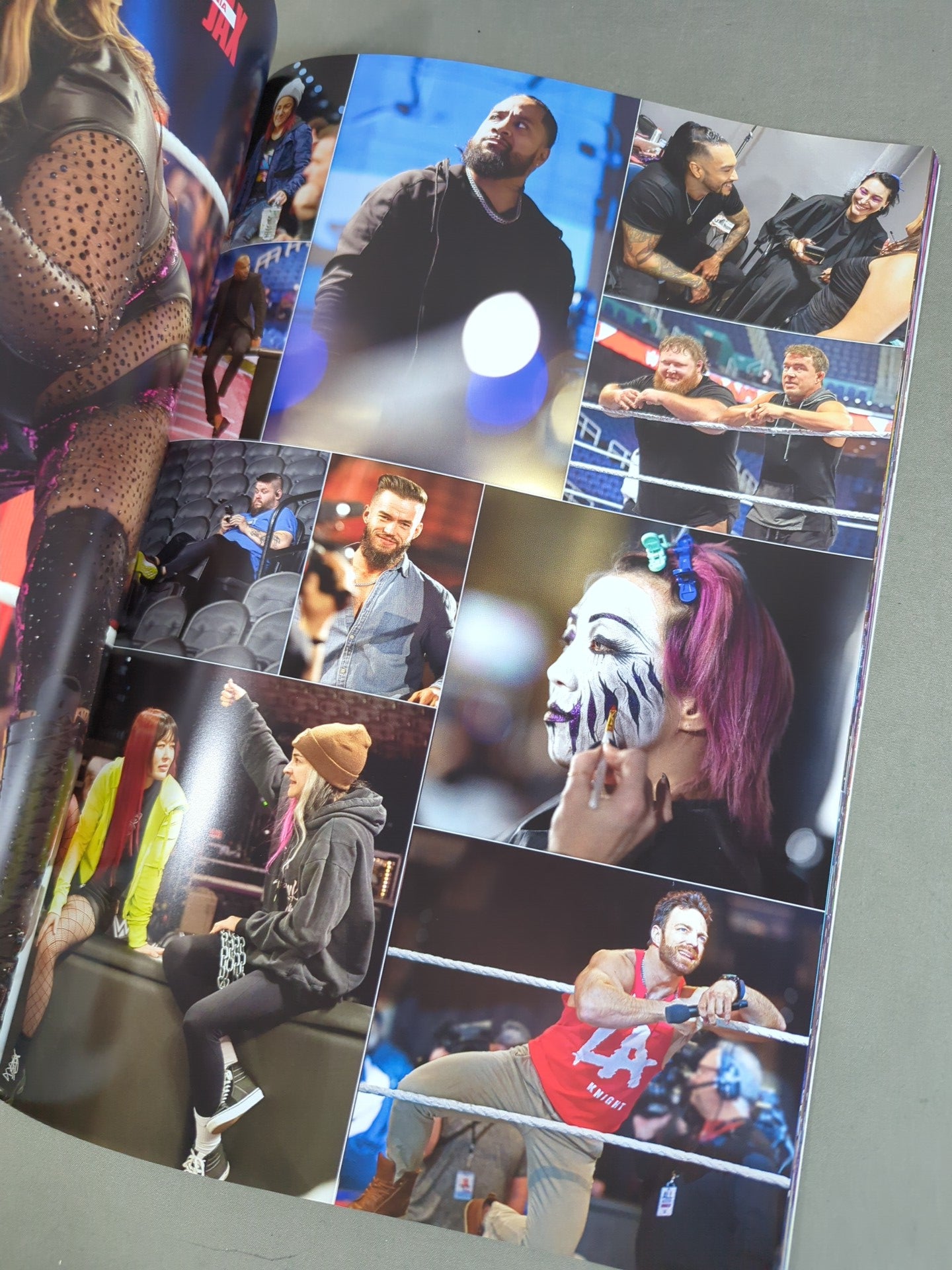 WWE OFFICIAL PROGRAM 2024