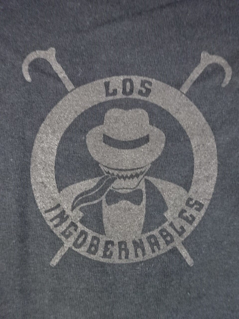 BUSHI  "INGOBERNABLES" T-Shirt (1) (Black× Black)