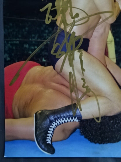 ★ Fighting spirit, hand signed autograph !! ★ Antonio Inoki  Posters(2)