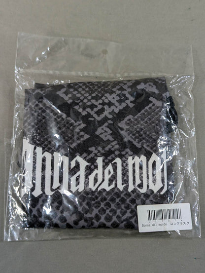 Donna del Mondo Long Mask