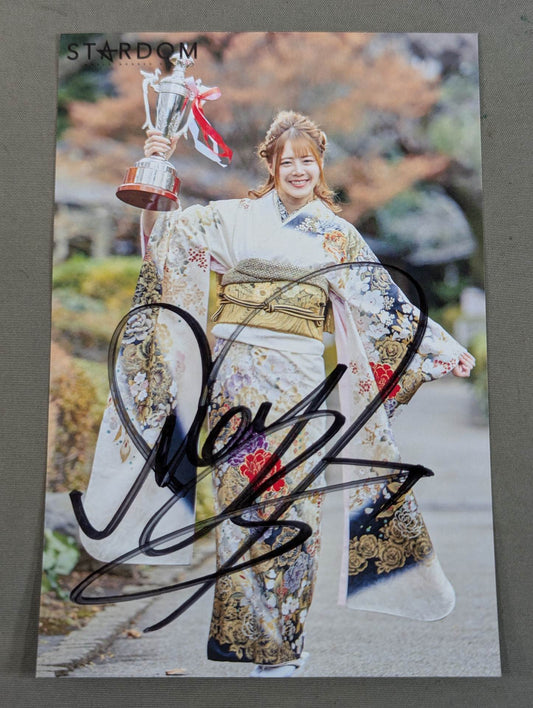 【hand signed autograph】 Mayu Iwatani  Postcards(1)