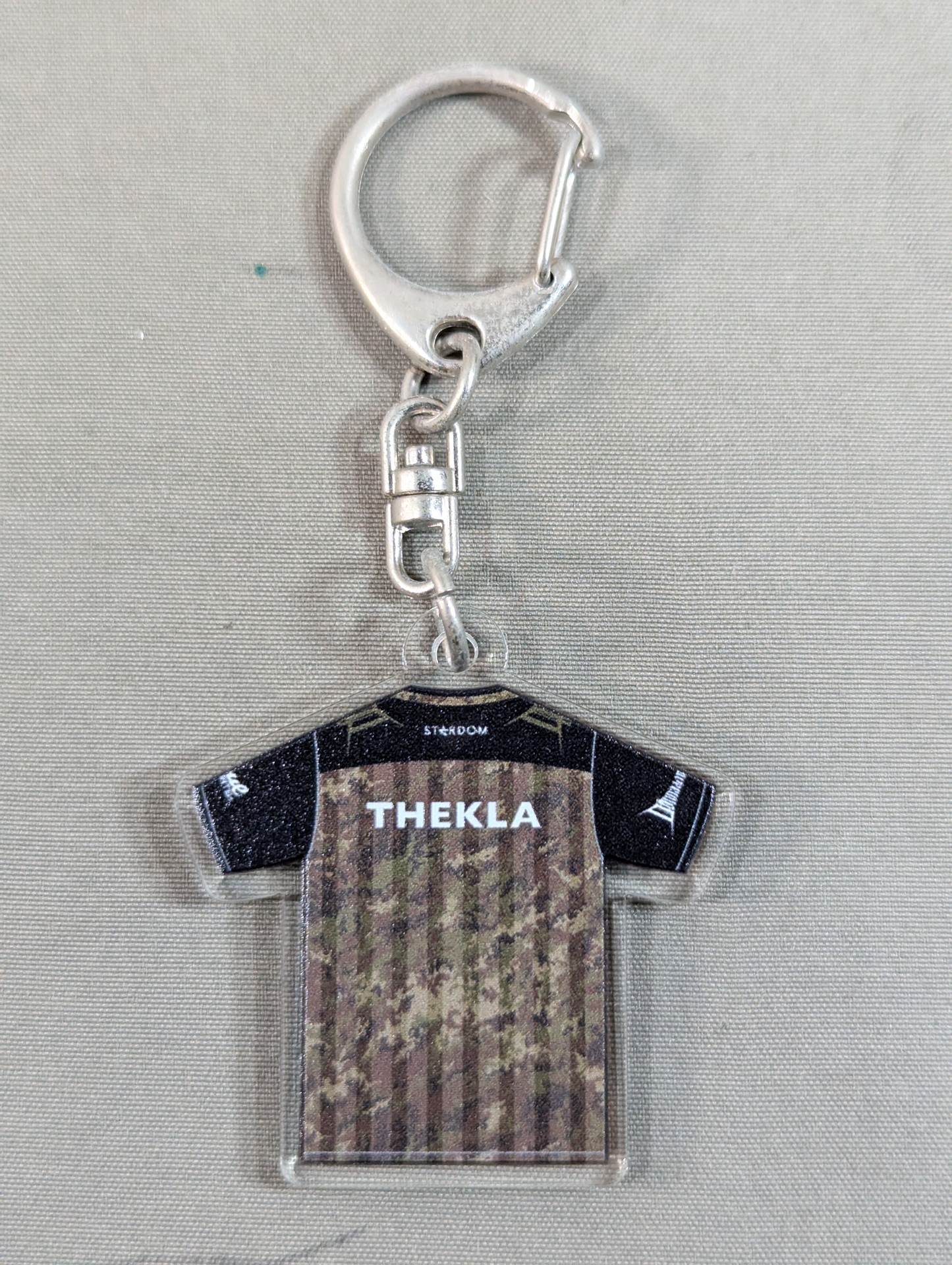 ★STARDOM×TOWER RECORDS★ Thekla  T-Shirt Acrylic Keychain