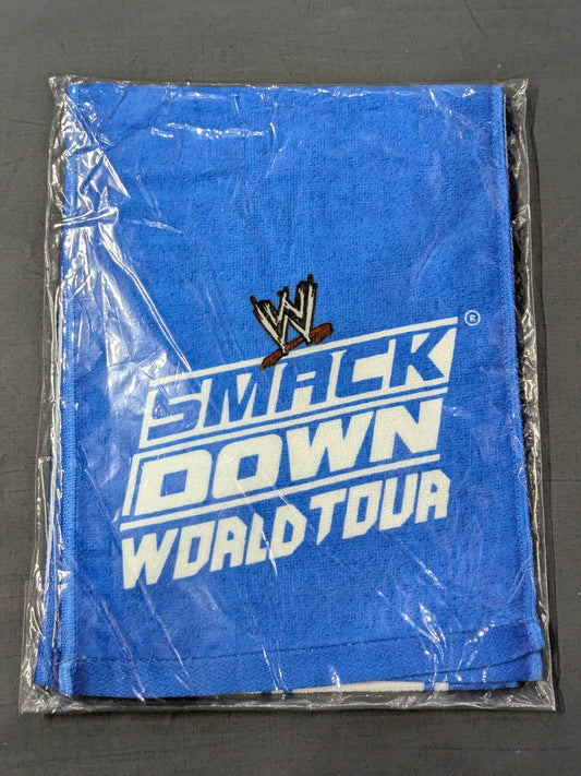 WWE "SMACKDOWN WORLD TOUR" Muffler Towel