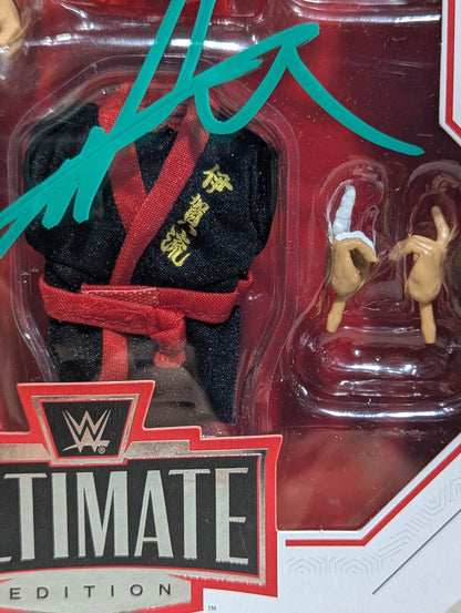 【hand signed autograph】 Great  Muta (Red)