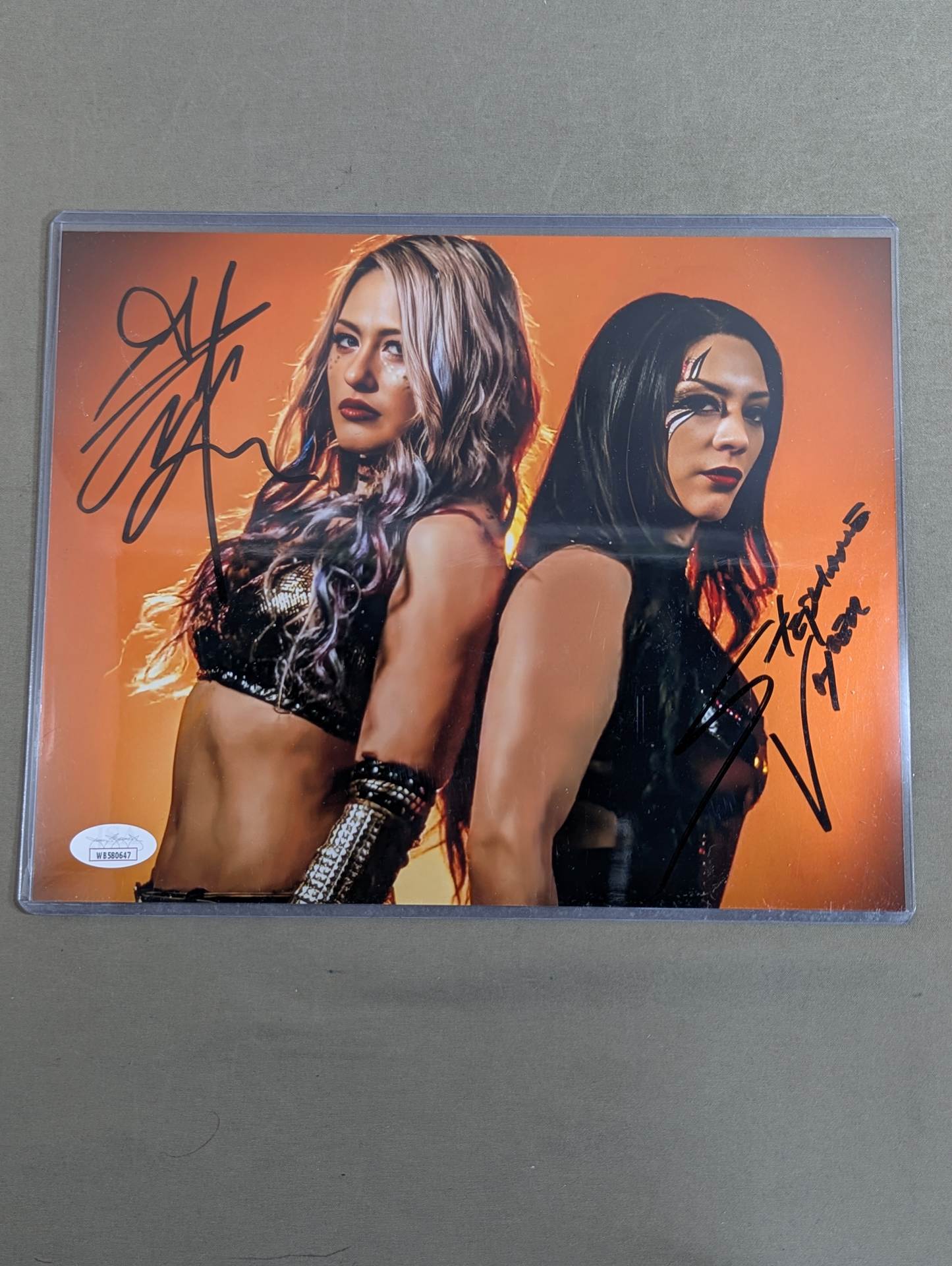 Giulia  & Stephanie Buckel 2 hand signed autographs Pro-Photo  (JSA Certification) (1)