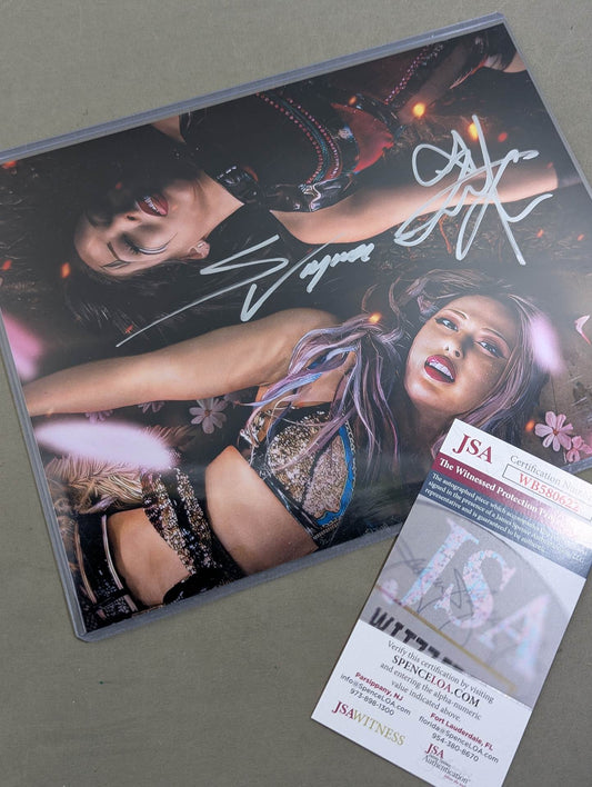 Giulia  & Stephanie Buckel 2 hand signed autographs Pro-Photo  (JSA Certification) (2)