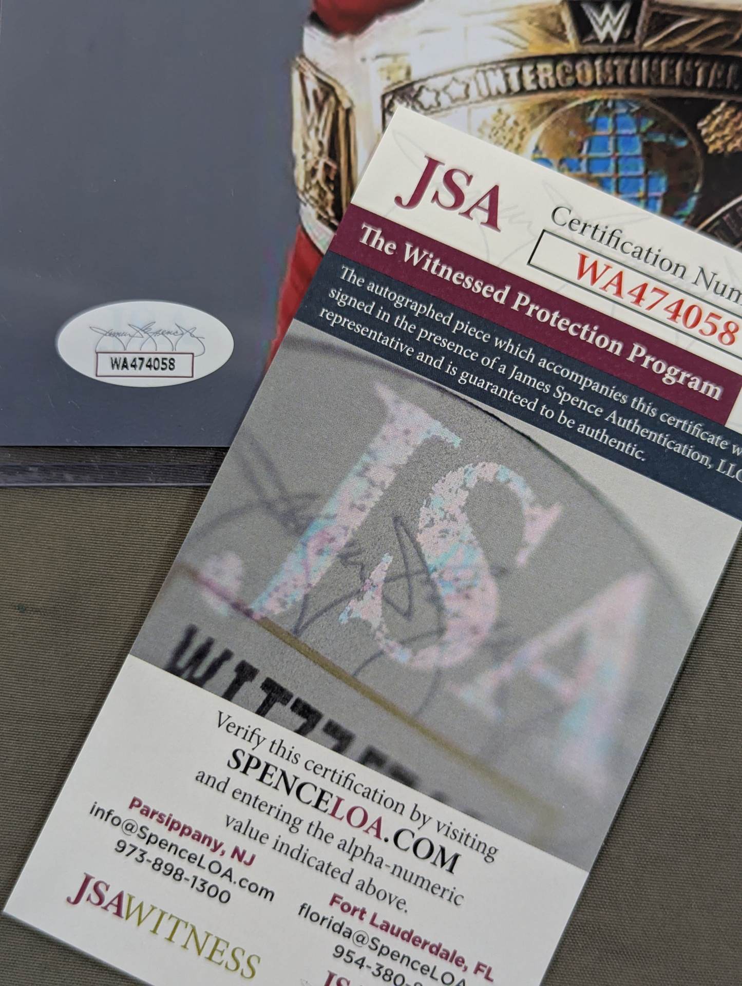 中邑真輔 直筆サイン入りポートレート(JSA証明)① – 闘道館