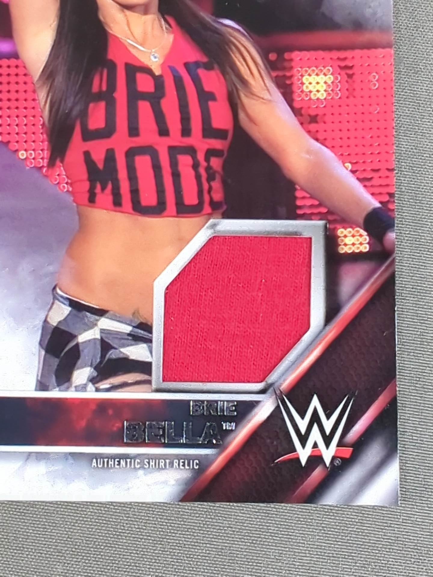 2016 TOPPS WWE ブリー・ベラ 公式リングマットカード