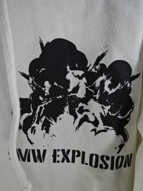 大仁田厚 直筆サイン入り】FMW-E プルオーバーパーカー①(ホワイト