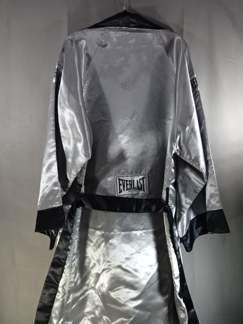 EVERLAST ガウン①(シルバー)